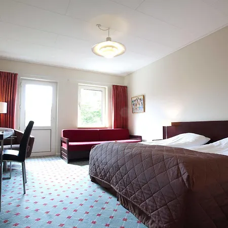 Tambohus Kro & Badehotel 3*
